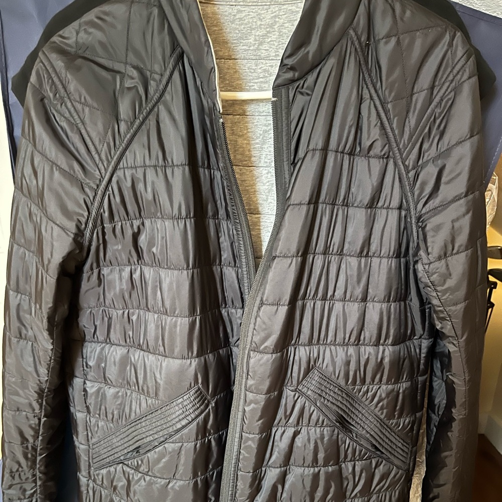 Reversible lululemon jacket- barely worn size, large.